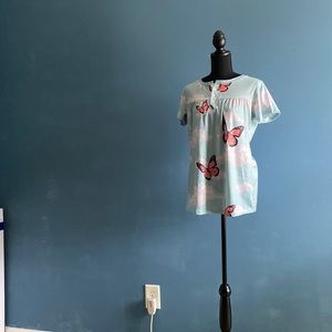 NWOT Item#35 Woman Blouse Size S